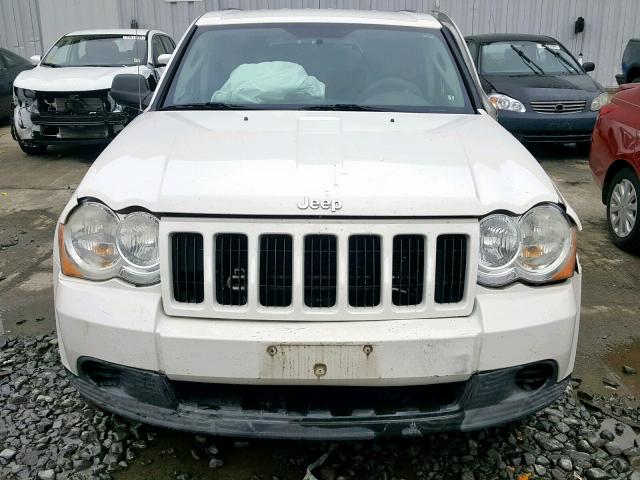 1J8GR48K58C137438 - 2008 JEEP GRAND CHER WHITE photo 9