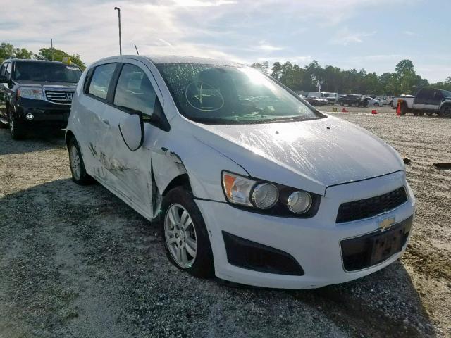 1G1JA6SH8F4148012 - 2015 CHEVROLET SONIC LS WHITE photo 1