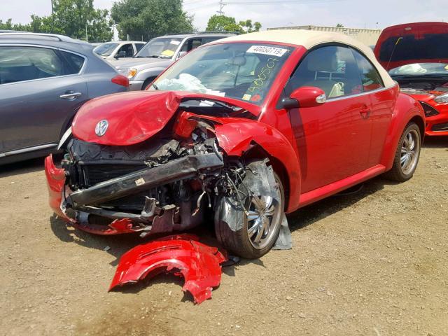 3VWSF31Y56M303243 - 2006 VOLKSWAGEN NEW BEETLE წითელი ფოტო 2