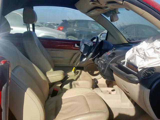 3VWSF31Y56M303243 - 2006 VOLKSWAGEN NEW BEETLE წითელი ფოტო 5