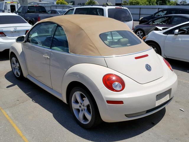 3VWSF31Y16M305278 - 2006 VOLKSWAGEN NEW BEETLE ბეჟი ფოტო 3