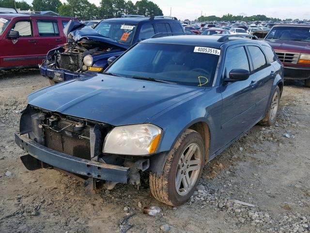 2D8FV48TX5H515609 - 2005 DODGE MAGNUM SE GREEN photo 2