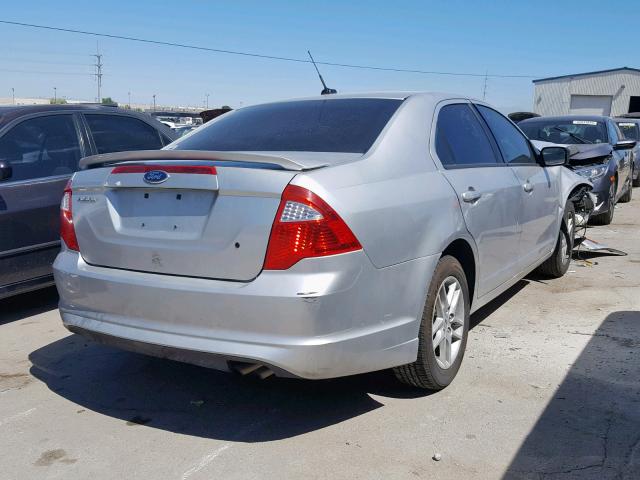 3FAHP0GA2CR118266 - 2012 FORD FUSION S SILVER photo 4