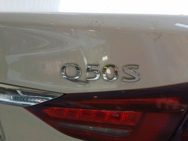 JN1EV7APXJM364922 - 2018 INFINITI Q50 LUXE WHITE photo 9