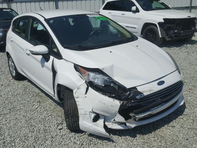 3FADP4EJ6FM210619 - 2015 FORD FIESTA SE WHITE photo 1