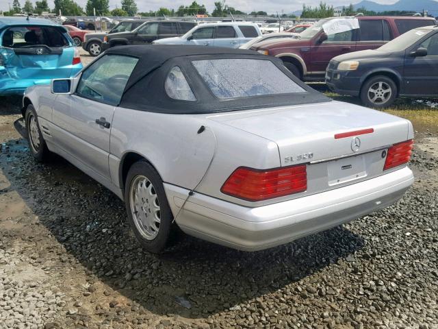 WDBFA63FXTF134928 - 1996 MERCEDES-BENZ SL 320 SILVER photo 3