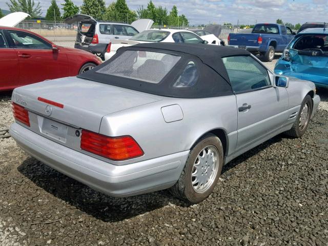 WDBFA63FXTF134928 - 1996 MERCEDES-BENZ SL 320 SILVER photo 4