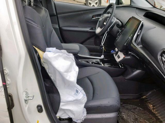 JTDKARFPXJ3084021 - 2018 TOYOTA PRIUS PRIM 白色 照片 5