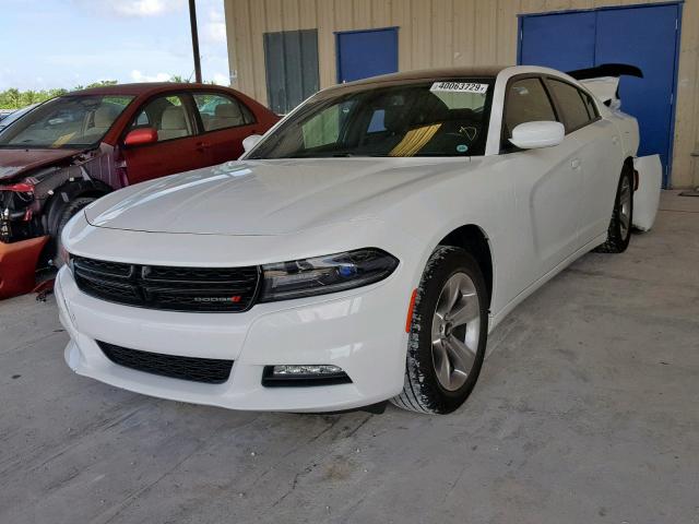 2C3CDXHG7JH176167 - 2018 DODGE CHARGER SX WHITE photo 2