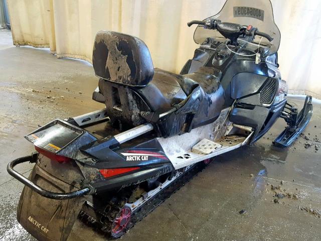 4UF12SNW6CT102650 - 2012 ARCTIC CAT SNOWMOBILE BLACK photo 4