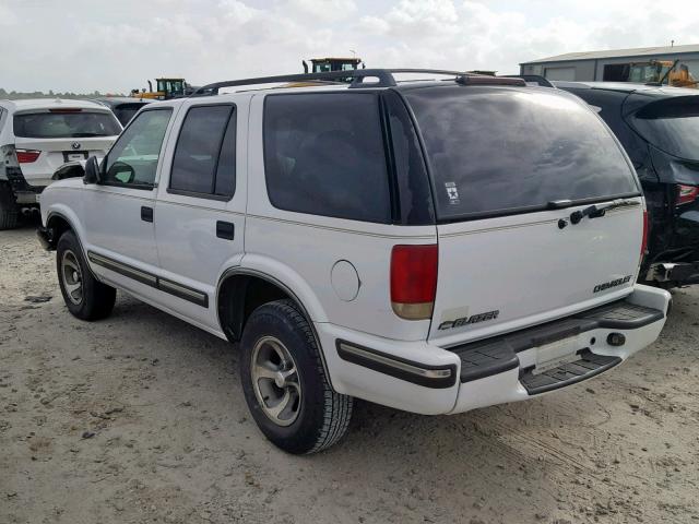 1GNCS13W7WK113350 - 1998 CHEVROLET BLAZER WHITE photo 3