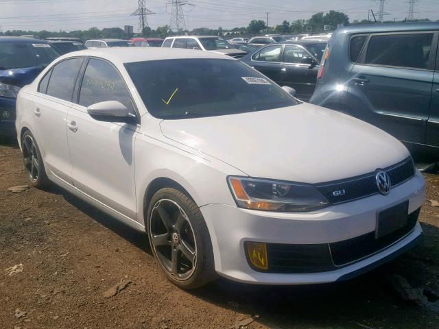 3VW4S7AJ7DM284870 - 2013 VOLKSWAGEN JETTA GLI WHITE photo 1