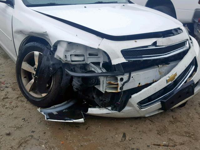 1G1ZC5EU5CF397562 - 2012 CHEVROLET MALIBU 1LT WHITE photo 9