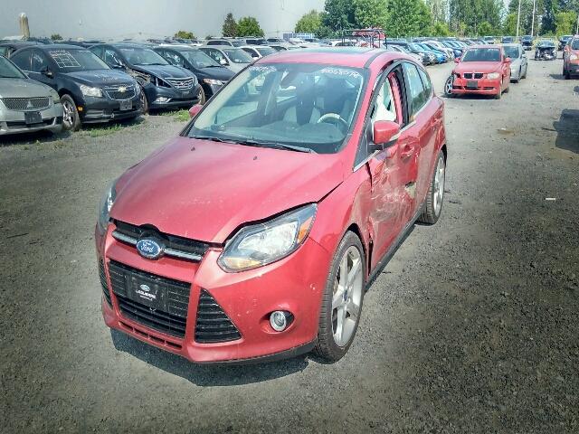 1FAHP3N23CL305690 - 2012 FORD FOCUS TITA RED photo 2