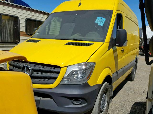 WD3PE7DD8GP349747 - 2016 MERCEDES-BENZ SPRINTER 2 YELLOW photo 2