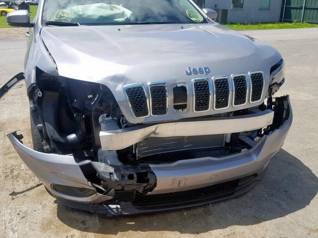 1C4PJMLX5KD102529 - 2019 JEEP CHEROKEE L SILVER photo 9