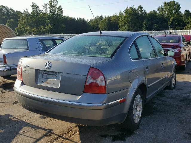 WVWPD63BX3E086864 - 2003 VOLKSWAGEN PASSAT GLS SILVER photo 4