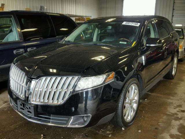 2LMHJ5AT1CBL51704 - 2012 LINCOLN MKT BLACK photo 2