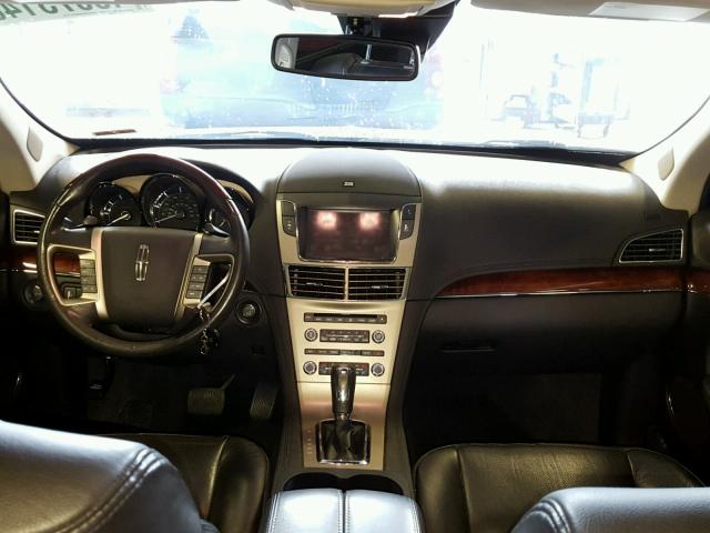 2LMHJ5AT1CBL51704 - 2012 LINCOLN MKT BLACK photo 9