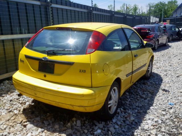 3FAFP31303R109892 - 2003 FORD FOCUS ZX3 YELLOW photo 4