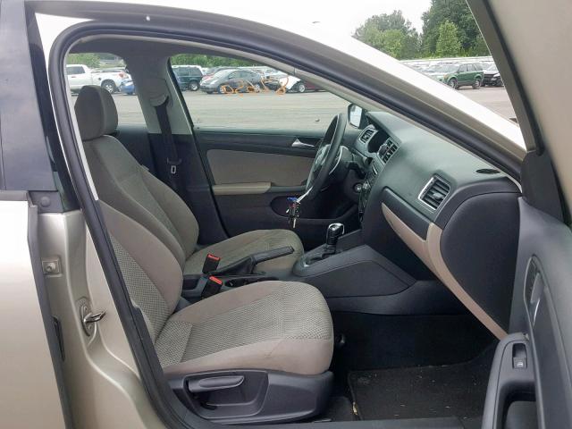 3VW2K7AJ0DM223612 - 2013 VOLKSWAGEN JETTA BASE Թուխ լուսանկար 5