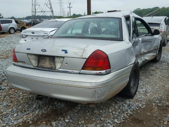 2FAFP71W7XX237376 - 1999 FORD CROWN VICT SILVER photo 4