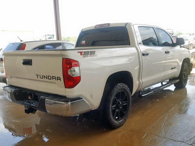 5TFEM5F16JX133927 - 2018 TOYOTA TUNDRA CRE WHITE photo 4