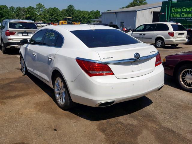 1G4GB5G32FF320489 - 2015 BUICK LACROSSE WHITE photo 3