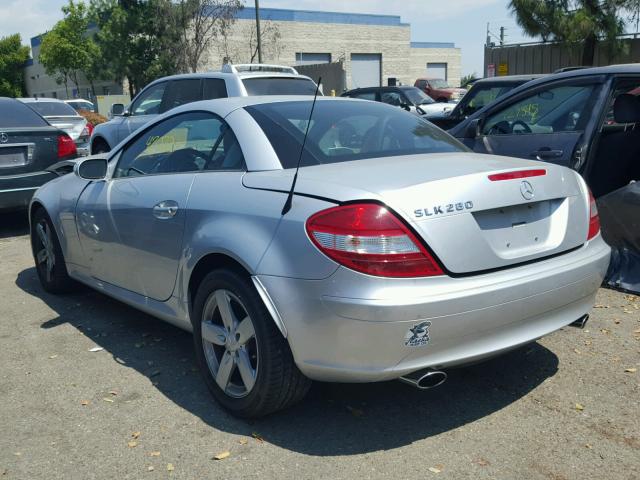 WDBWK54FX6F113037 - 2006 MERCEDES-BENZ SLK 280 SILVER photo 3