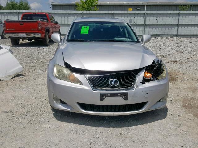 JTHCK262085025652 - 2008 LEXUS IS 250 SILVER photo 9