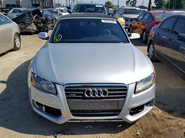 WAULFAFH9AN024068 - 2010 AUDI A5 PREMIUM SILVER photo 9