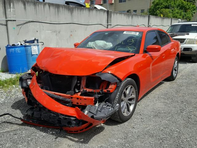 2C3CDXHG8GH313125 - 2016 DODGE CHARGER SX ORANGE photo 2