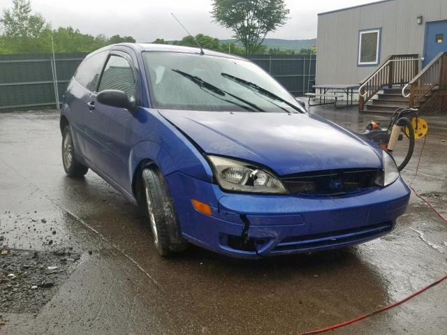 3FAFP31N45R126750 - 2005 FORD FOCUS ZX3 BLUE photo 1