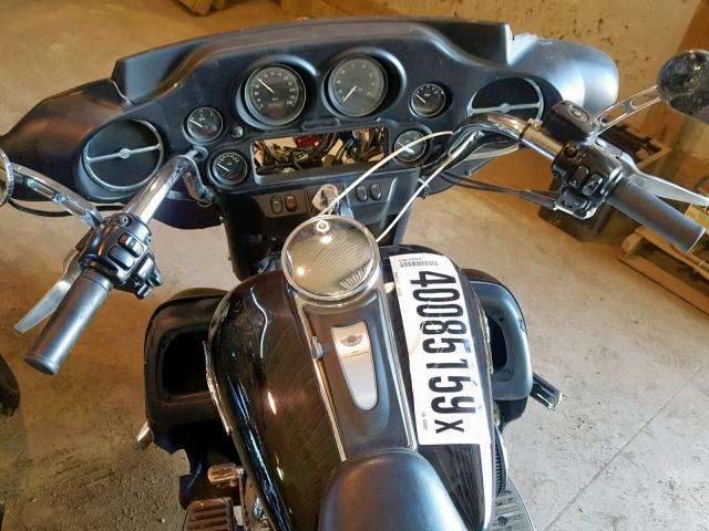 1HD1FCW133Y609995 - 2003 HARLEY-DAVIDSON FLHTCUI BLACK photo 5