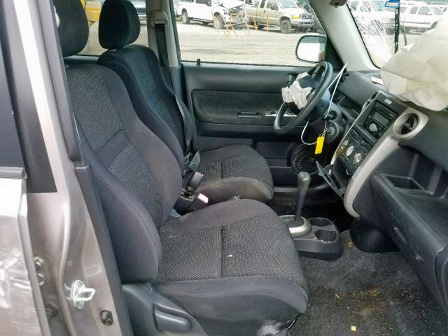 JTLKT324554017320 - 2005 TOYOTA SCION XB 银色 照片 5