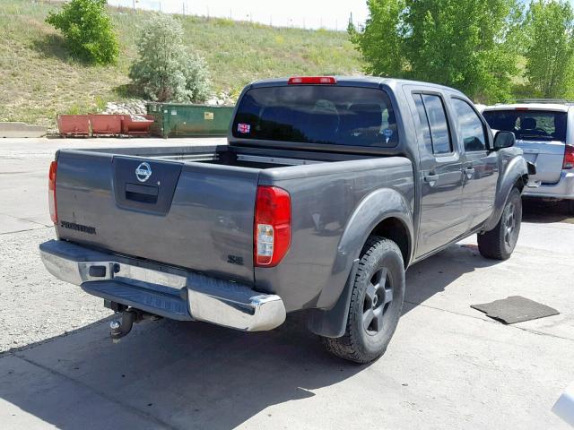 1N6AD07W45C421399 - 2005 NISSAN FRONTIER C GRAY photo 4