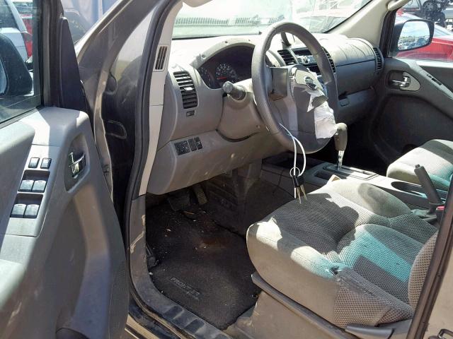 1N6AD07W45C421399 - 2005 NISSAN FRONTIER C GRAY photo 9