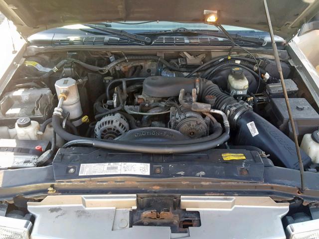 1GNDT13W62K158131 - 2002 CHEVROLET BLAZER TAN photo 7