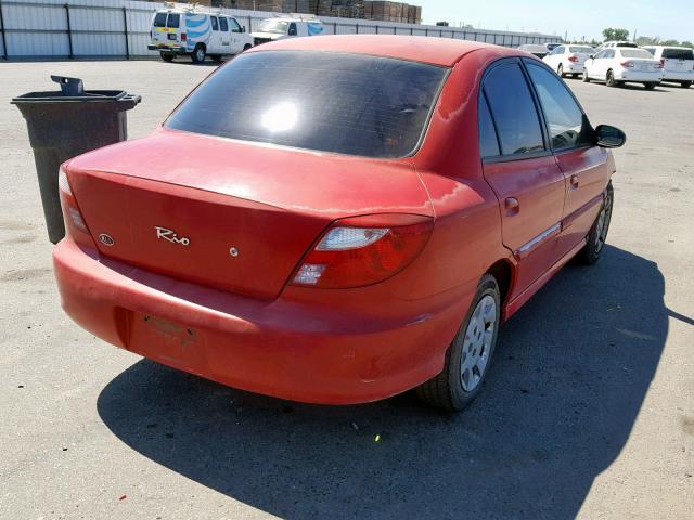 KNADC123126150198 - 2002 KIA RIO RED photo 4