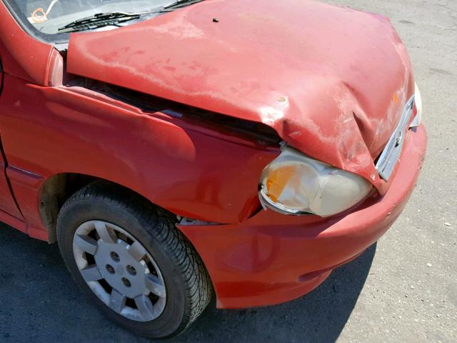 KNADC123126150198 - 2002 KIA RIO RED photo 9