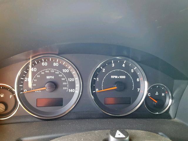 1J8HG48K57C588572 - 2007 JEEP COMMANDER RED photo 8