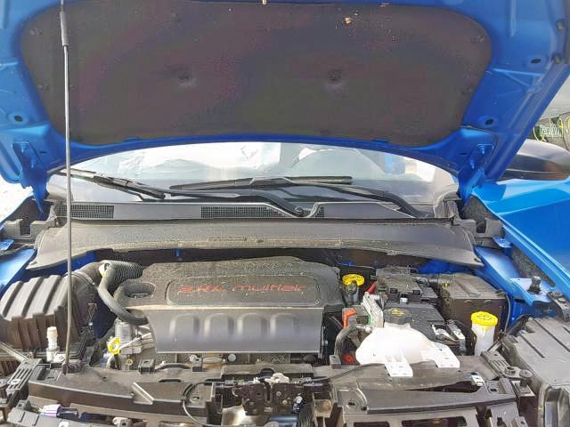 3C4NJCAB9JT148110 - 2018 JEEP COMPASS SP 蓝色 照片 7