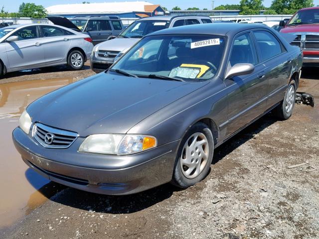 1YVGF22D825270876 - 2002 MAZDA 626 ES GRAY photo 2