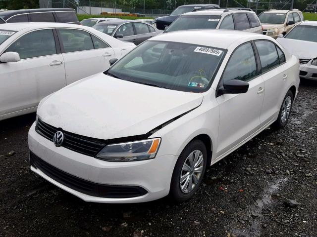 3VW2K7AJ9BM364644 - 2011 VOLKSWAGEN JETTA BASE WHITE photo 2