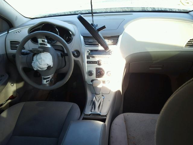 1G1ZC5EB4A4152033 - 2010 CHEVROLET MALIBU 1LT SILVER photo 9