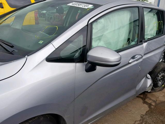 3HGGK5H46JM734848 - 2018 HONDA FIT LX GRAY photo 9