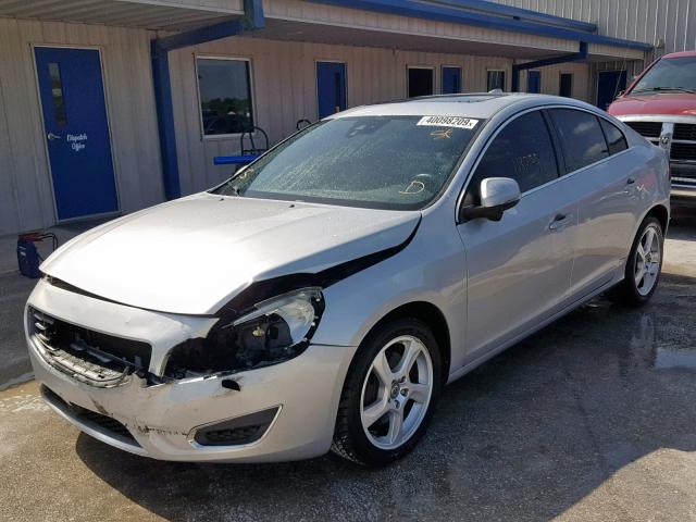 YV1622FS9C2042727 - 2012 VOLVO S60 T5 SILVER photo 3