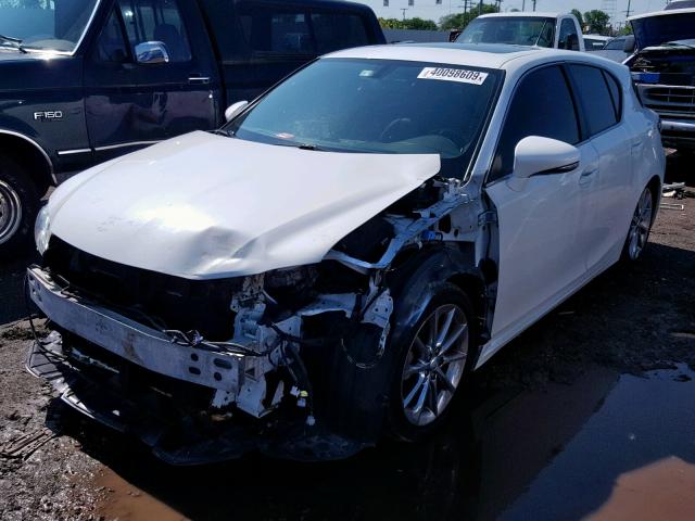 JTHKD5BH7C2062855 - 2012 LEXUS CT 200 WHITE photo 2