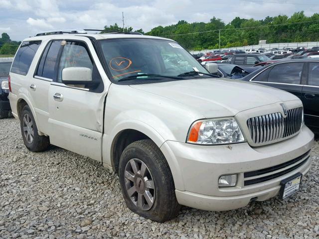 5LMFU28586LJ24138 - 2006 LINCOLN NAVIGATOR WHITE photo 1