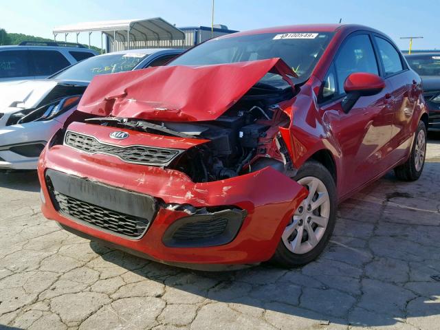 KNADM5A36F6494153 - 2015 KIA RIO LX RED photo 2